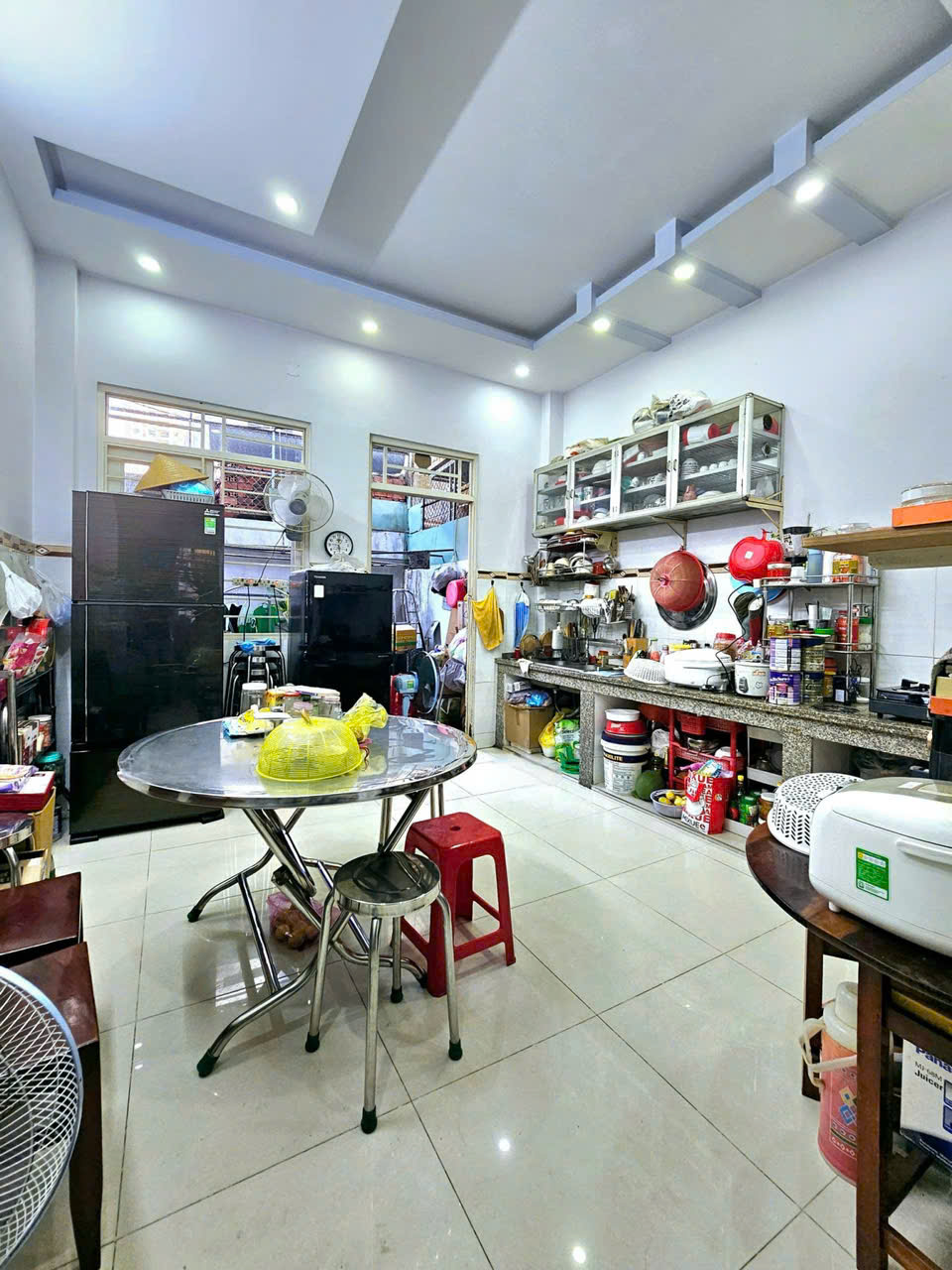 BÁN NHÀ 1 TRỆT 2 LẦU 4MX18M GIÁ 5.3 TỶ  HẺM 1027 